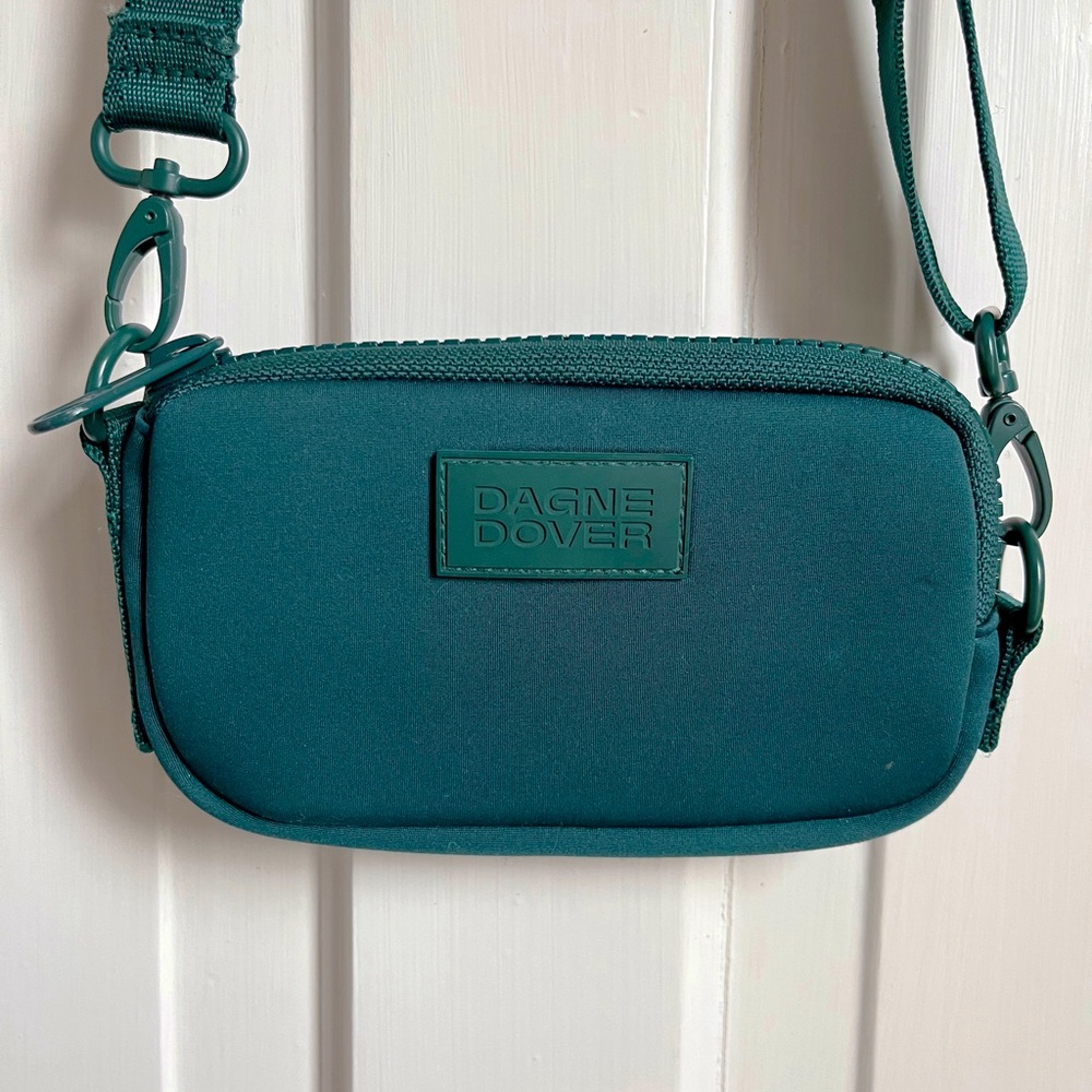Dagne Dover Limited Edition Mara Phone Sling in Evergreen